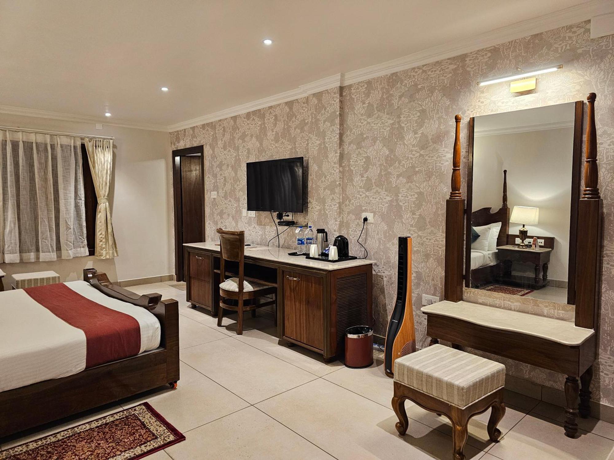 The Creek Boutique Resort & Spa 博尔普尔 外观 照片