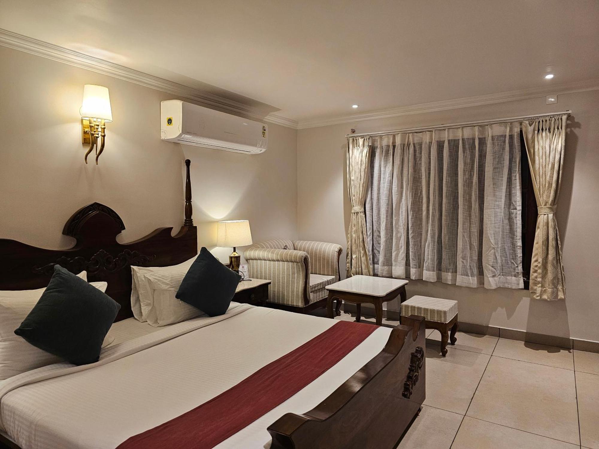 The Creek Boutique Resort & Spa 博尔普尔 外观 照片