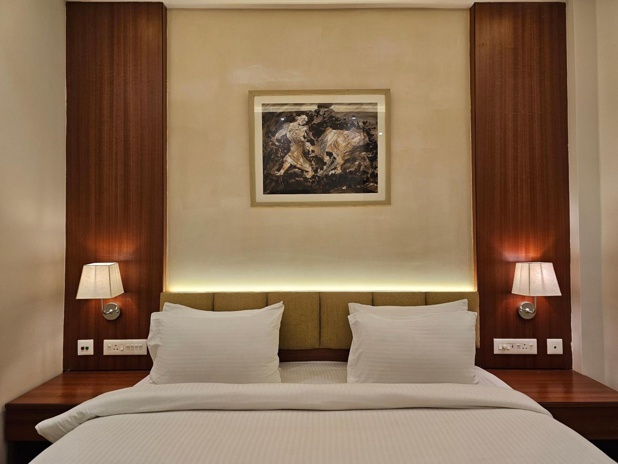 The Creek Boutique Resort & Spa 博尔普尔 外观 照片